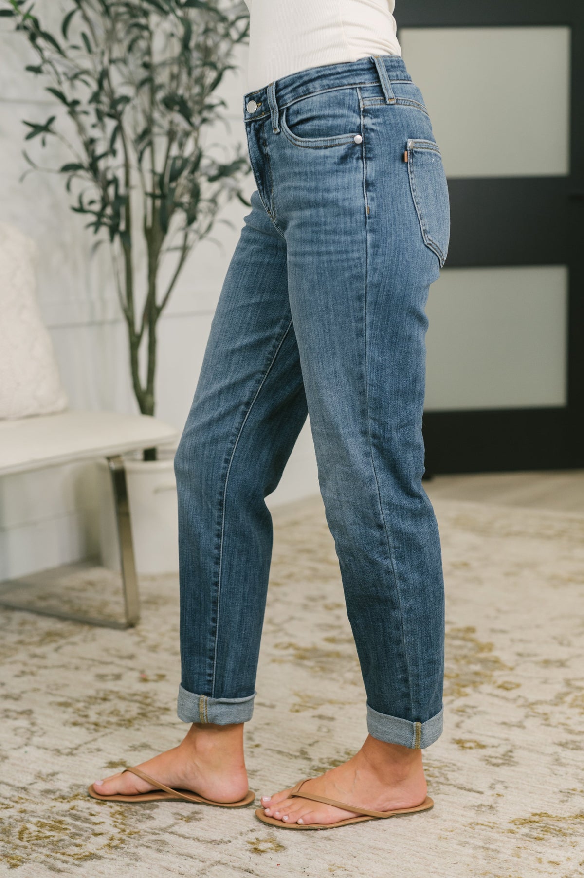 Zoey Mid Rise Billie Boyfriend Jean in Everyday Indigo Womens