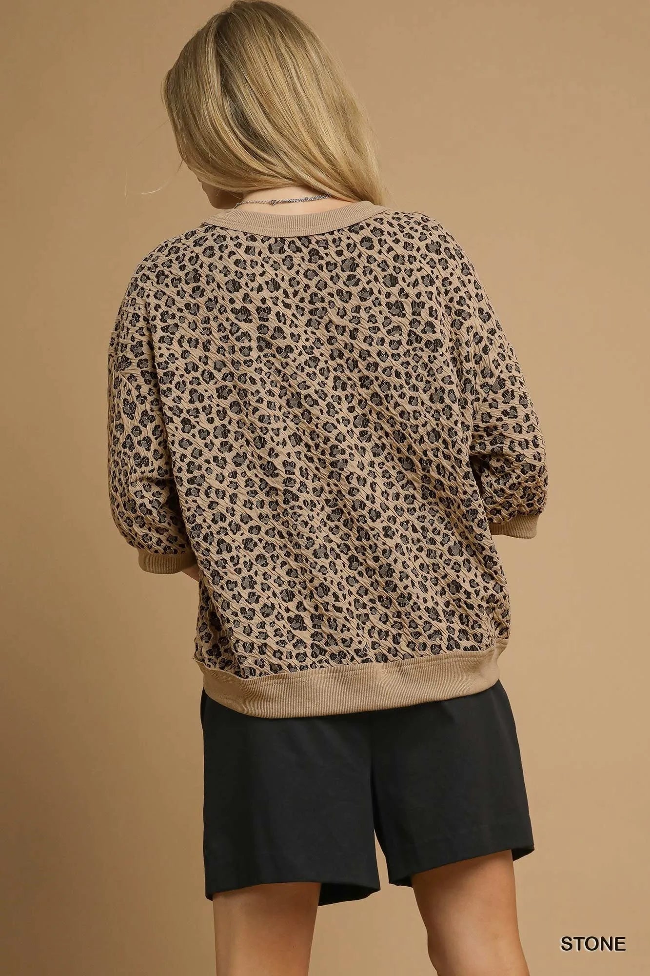 Umgee Stone Leopard Knit Jacquard Puff Sleeve Sweatshirt