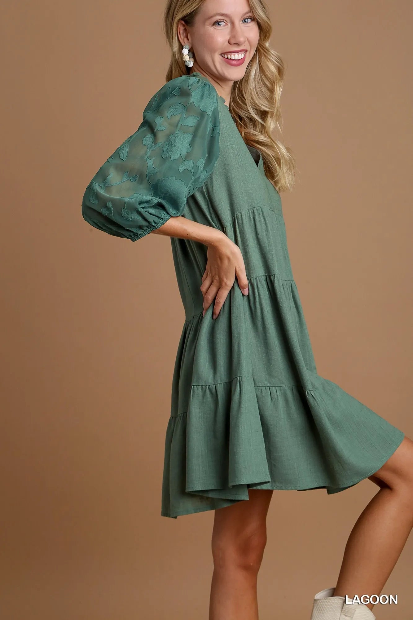 Umgee Lagoon Floral Contrast Sleeve Tiered Dress