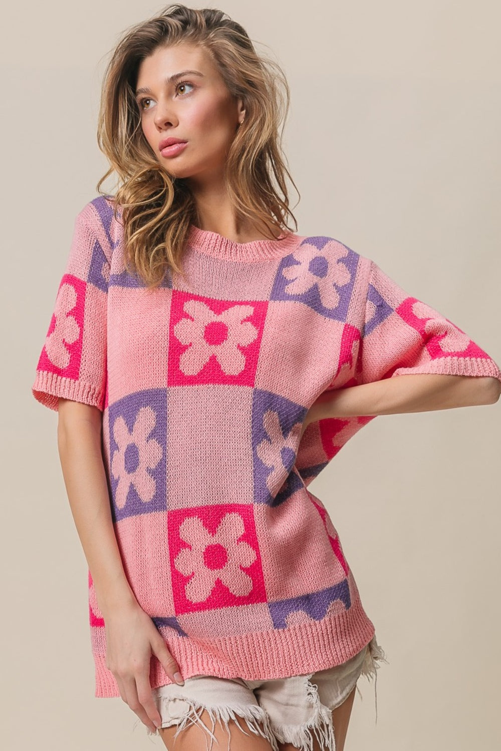 BiBi Pink Flower Checker Pattern Short Sleeve Sweater Trendsi