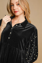 Umgee Pearl Detail Half Sleeve Velvet Babydoll Blouse in Black Shirts & Tops