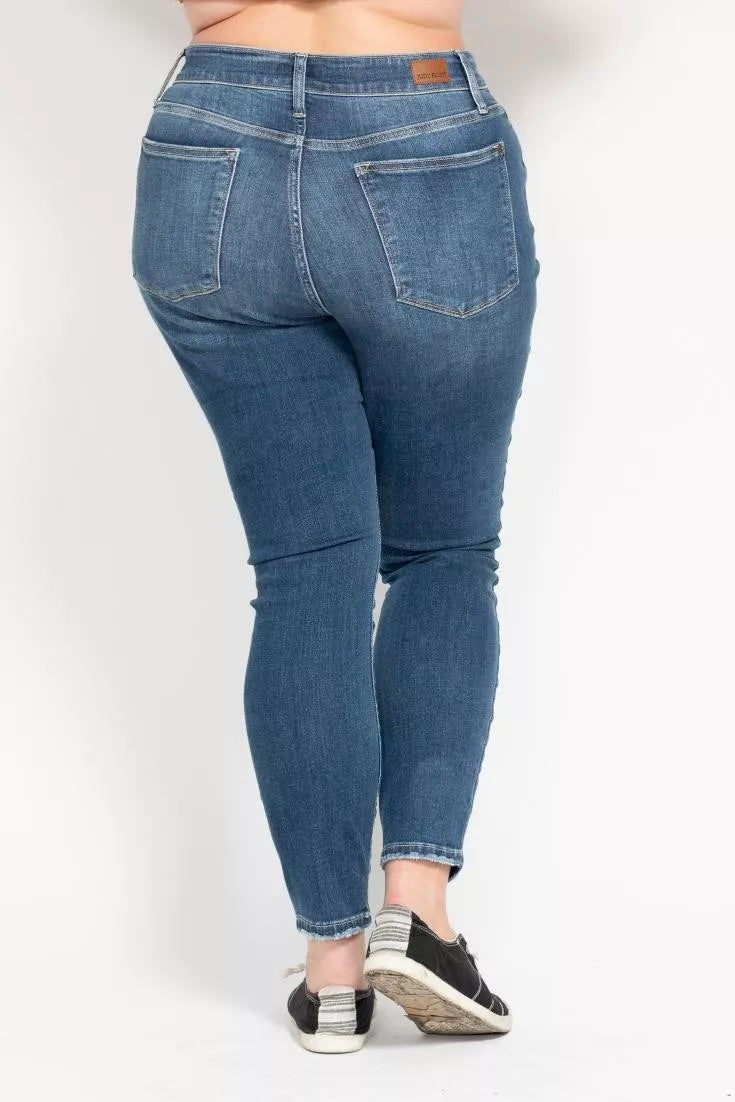 Judy Blue Medium Washed High Rise Button Fly Skinny Jeans