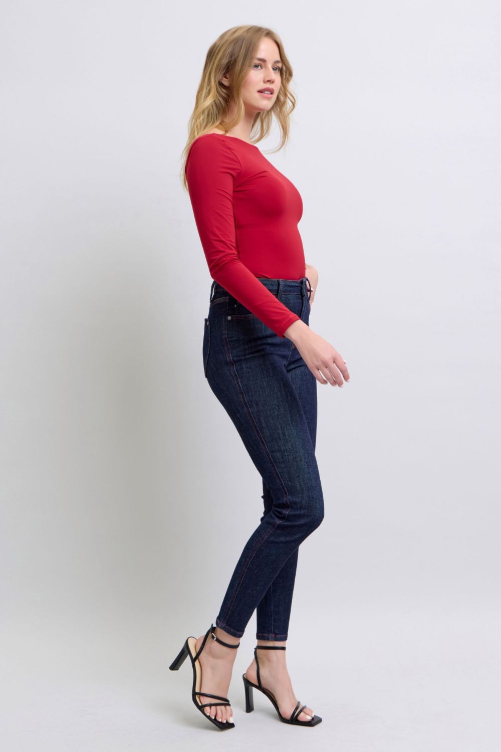 Judy Blue Dark Washed Heart Shaped Back Pockets Skinny Jeans Trendsi