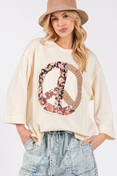 SAGE + FIG Floral Peace Patch Round Neck Top in Cream Cream