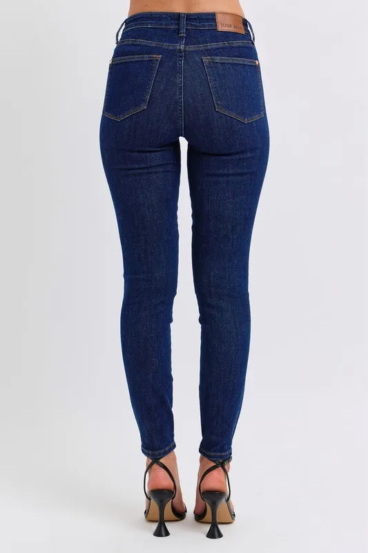 Judy Blue Mid Rise Tummy Control Classic Skinny Jeans