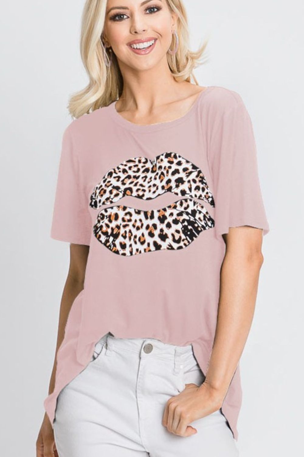 Heimish Leopard Lip Round Neck Short Sleeve T-Shirt Dusty Pink