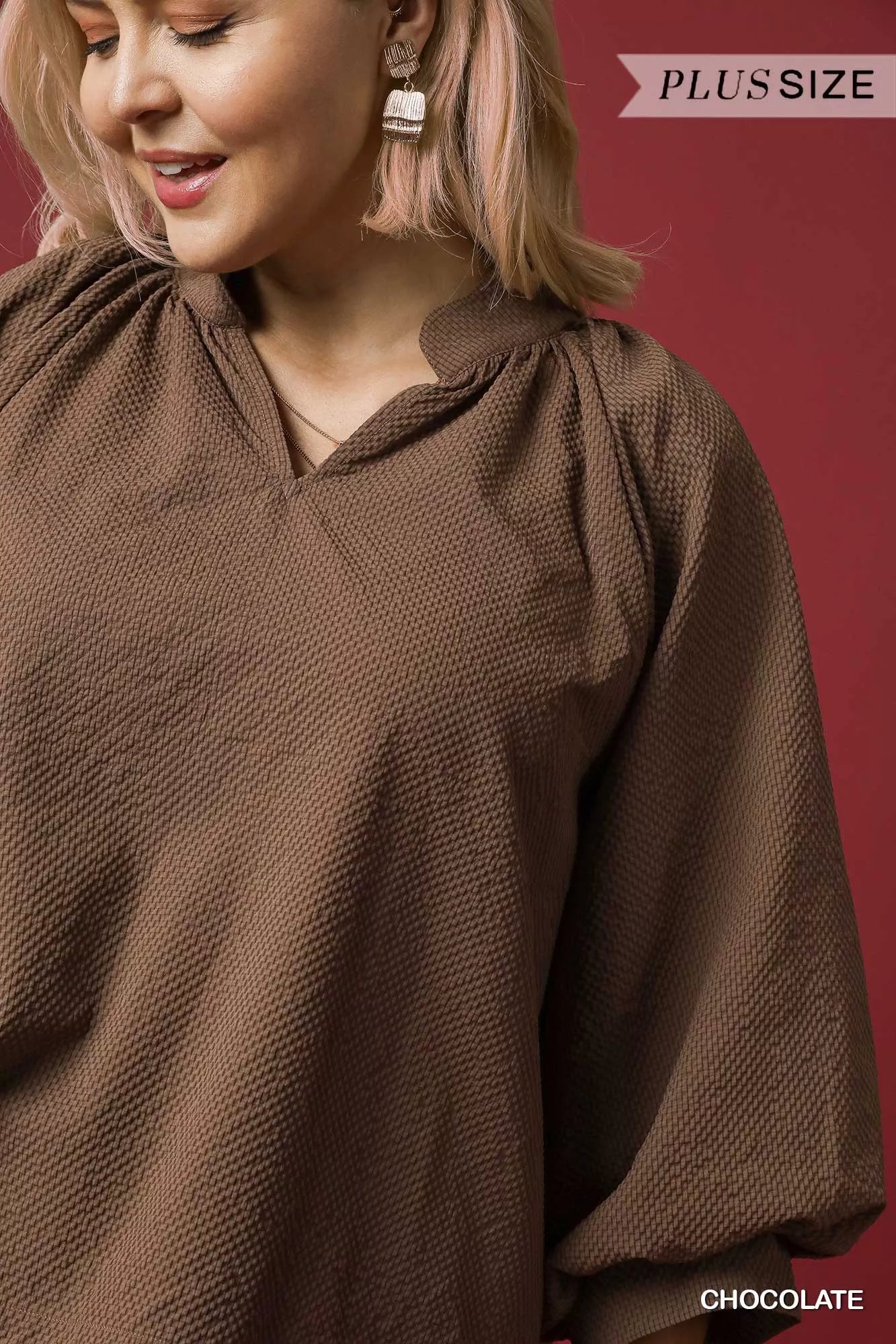 Umgee Chocolate Textured Notched Scallop Hem Balloon Sleeve Blouse