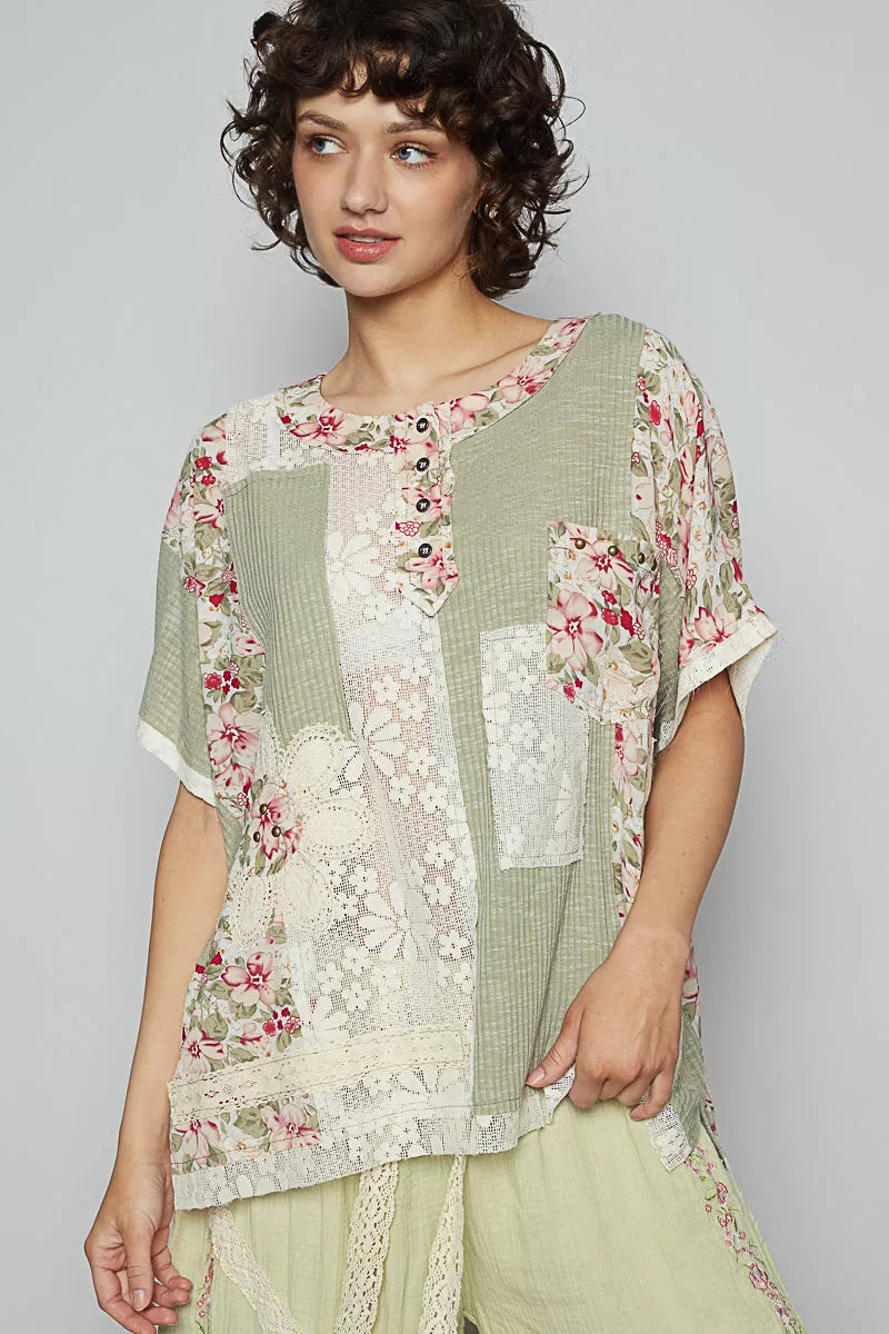 POL Ssge Lace Round Neck Short Sleeve Floral Pattern Top with Patch Detail