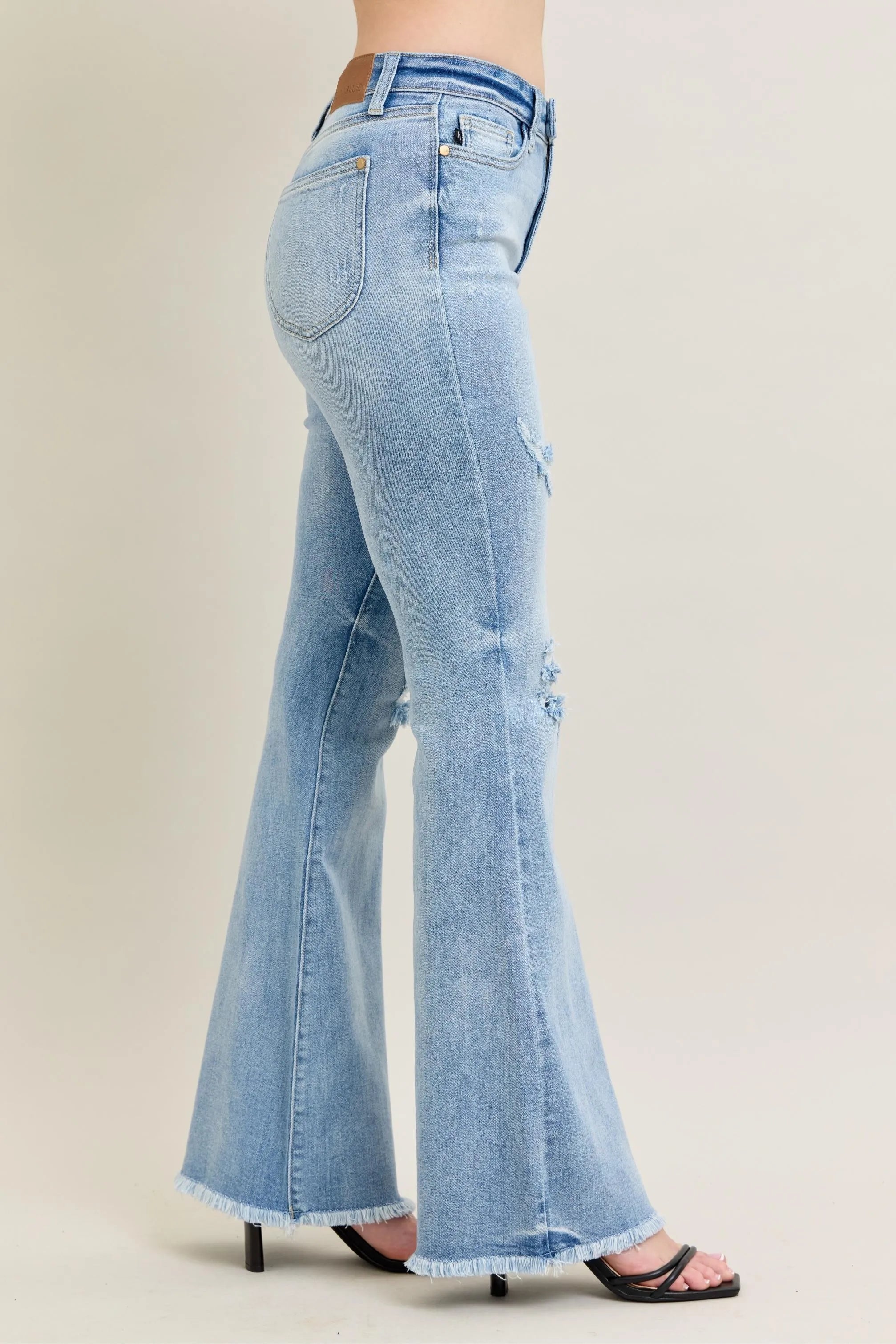 Judy Blue High Waisted Flare Jeans W/ Shield Pockets