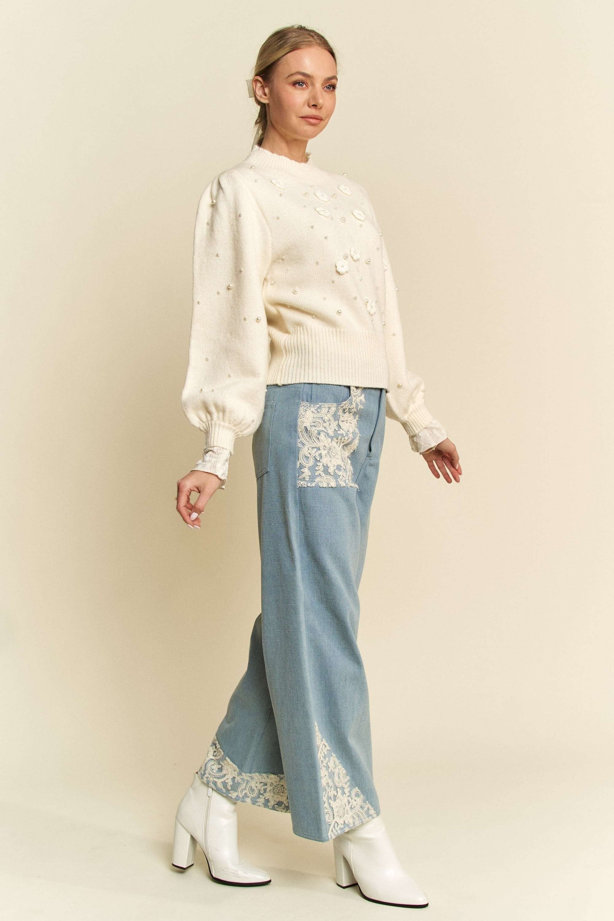 Davi & Dani Lace Applique Wide Leg Light Washed Jeans Pants