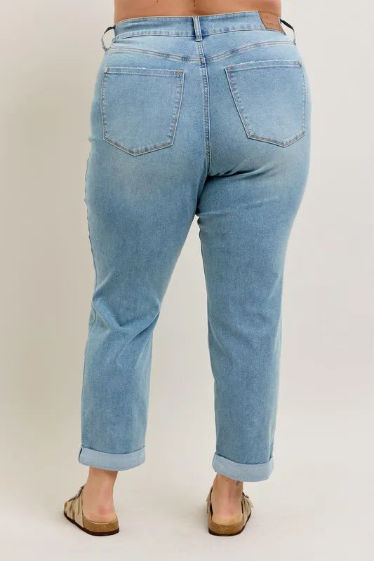 Judy Blue Medium Washed V-Front Cuff Boyfriend Jeans