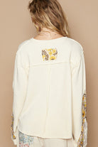 POL Cream Lace Detail Flower Printed V-Neck Knit Top Shirts & Tops