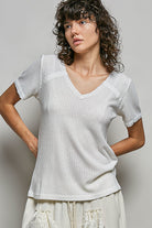 POL Off White Lace Detail V-Neck Short Sleeve Textured T-Shirt OFF WHITE