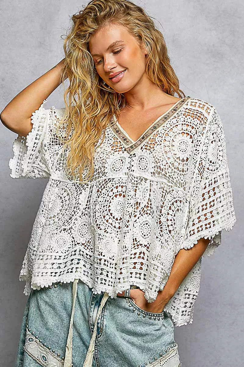 POL V-Neck Crochet Top with Scalloped Hem