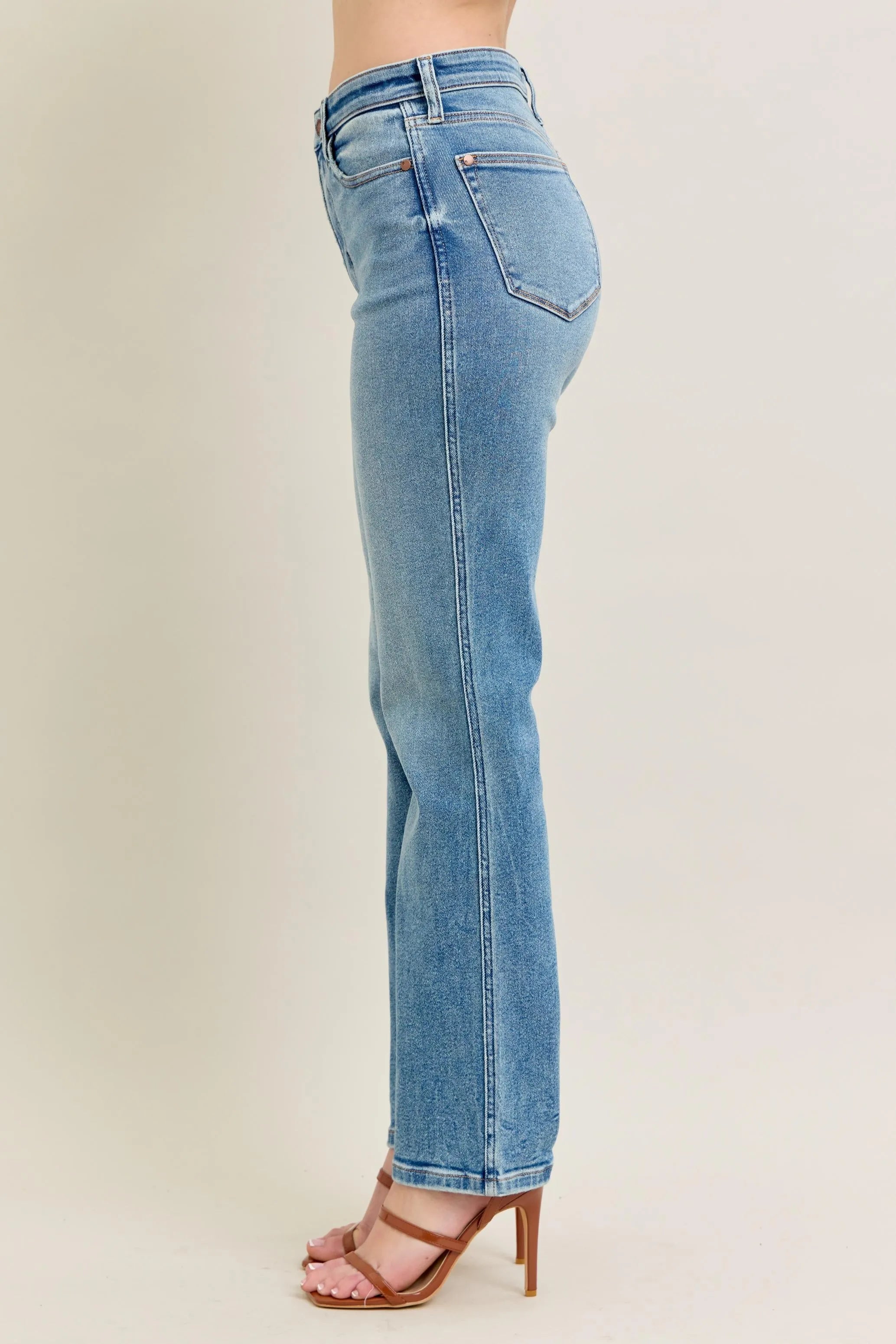 Judy Blue High Waisted Vintage Straight Jeans