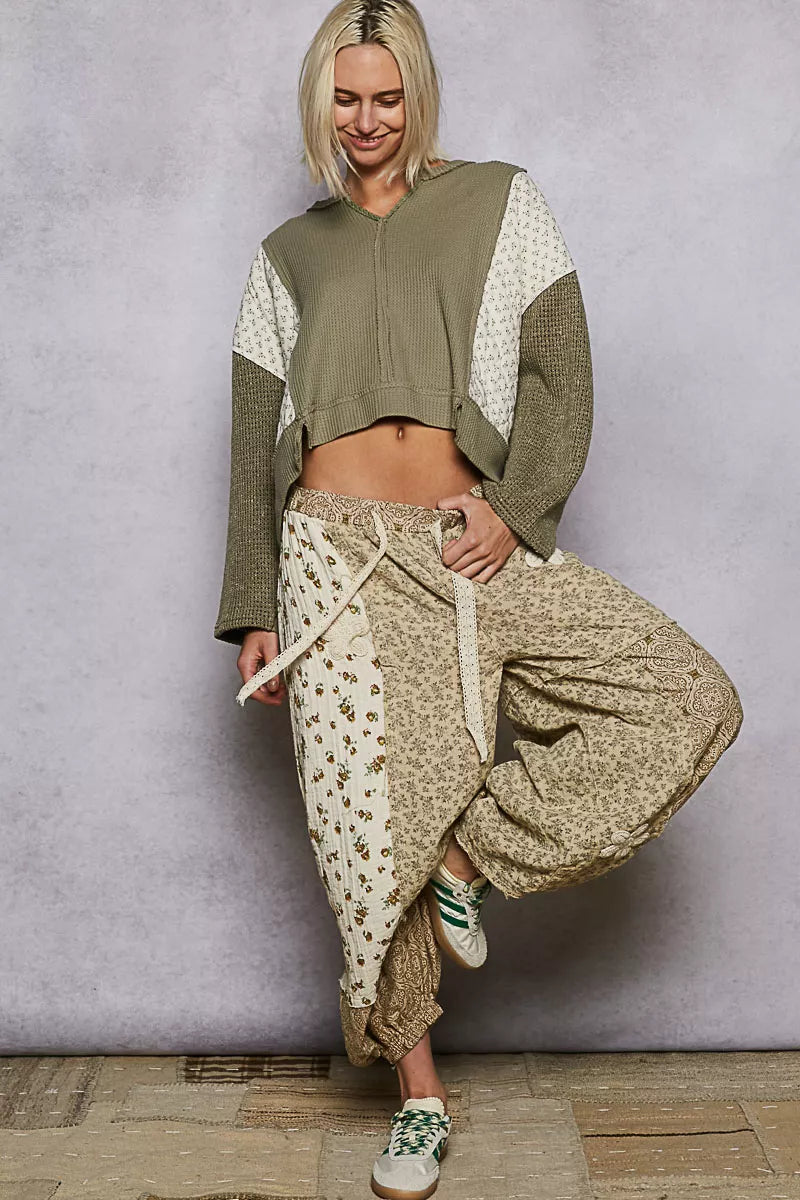 POL Olive Mix Thermal Floral Pattern Quilted Knit Cropped Top with Raw Edge Detail