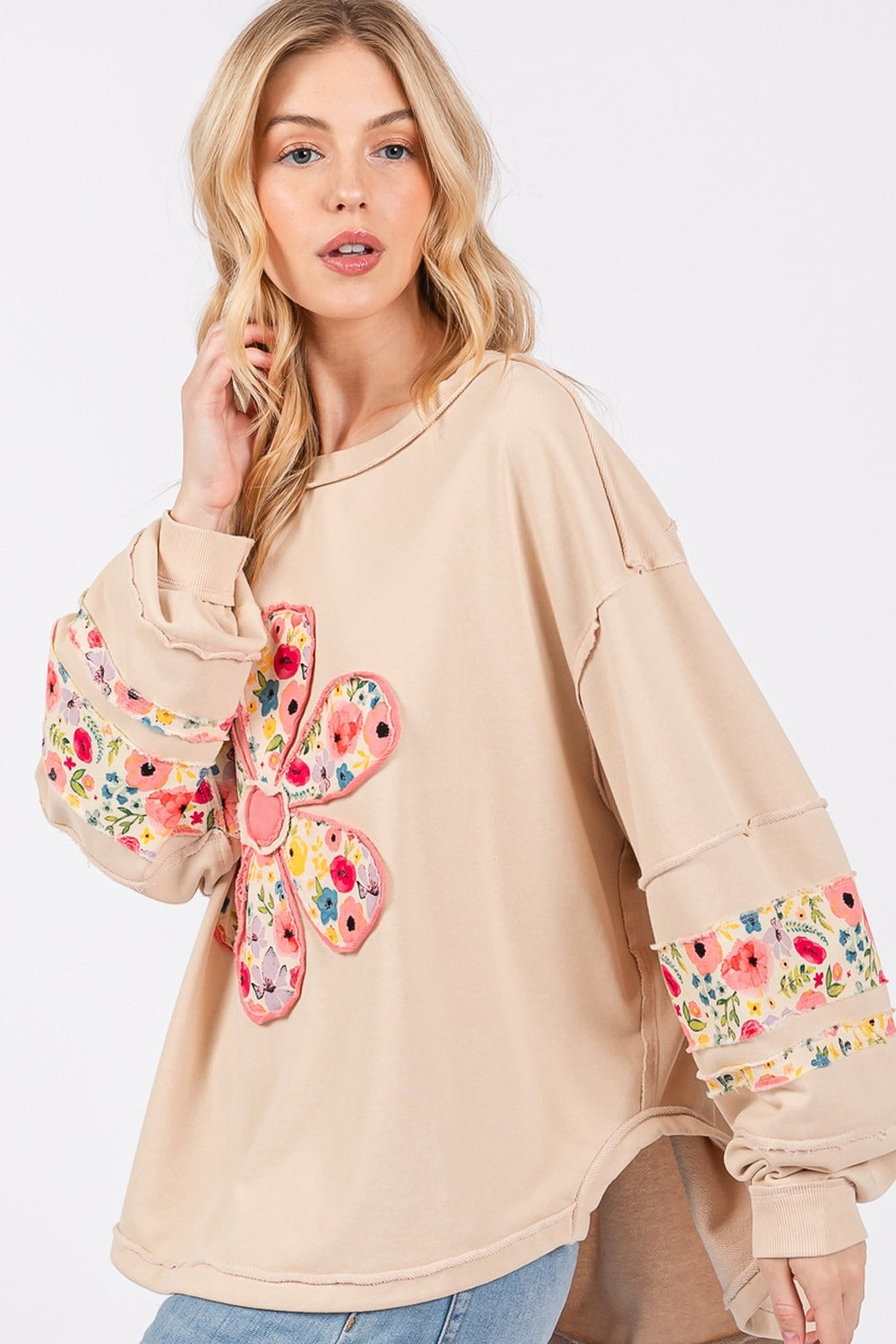 SAGE + FIG Daisy Patch Applique Long Sleeve Sweatshirt in Oatmeal Trendsi