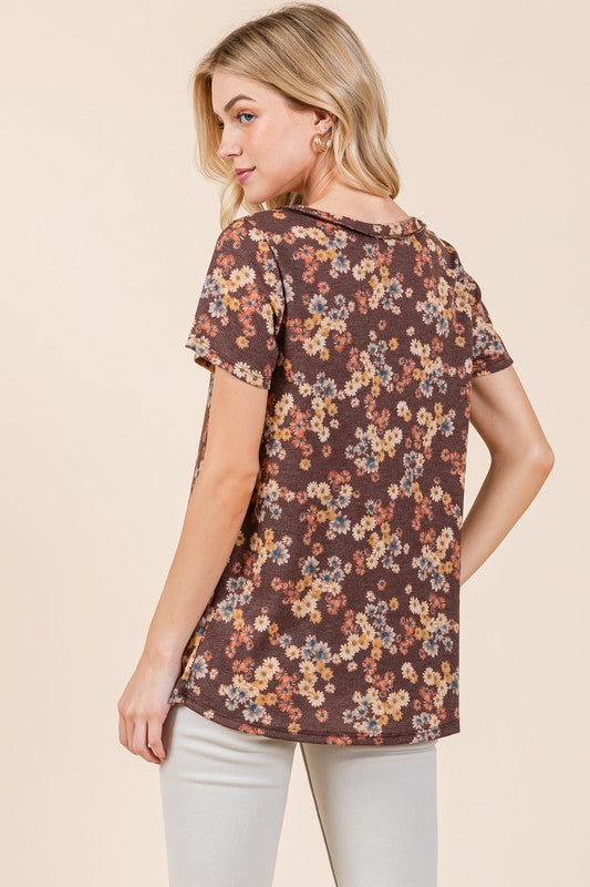 BOMBOM Chocolate Lightweight Floral Round Neck Short Sleeve T-Shirt