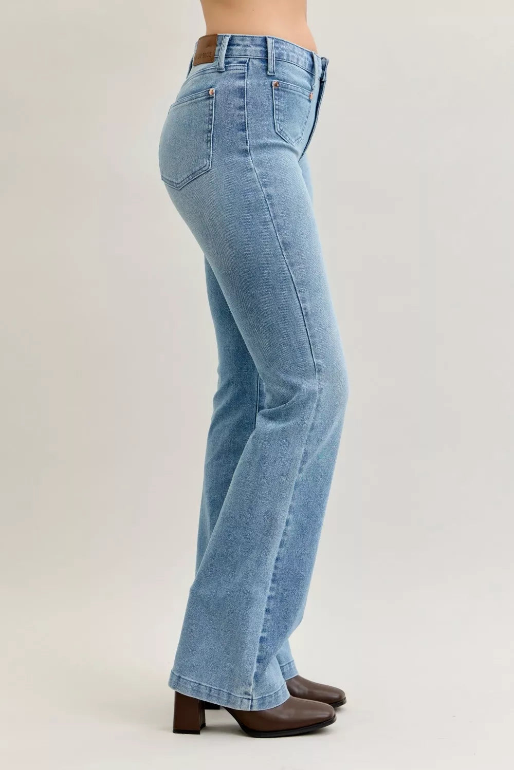 Judy Blue Medium Washed Mid Rise Bootcut Jeans with Contrast Wash & Front Patch Pockets