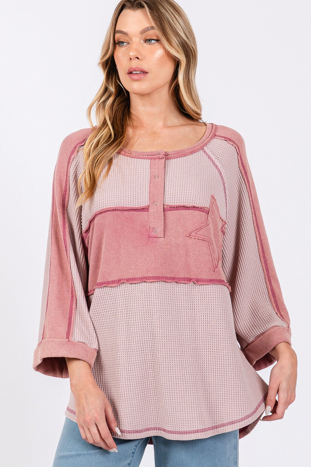 SAGE + FIG Mauve Star Applique Patch Exposed Seam Waffle Knit Top Trendsi