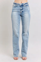 Judy Blue Mid Rise Light Wash Dad Jeans LT