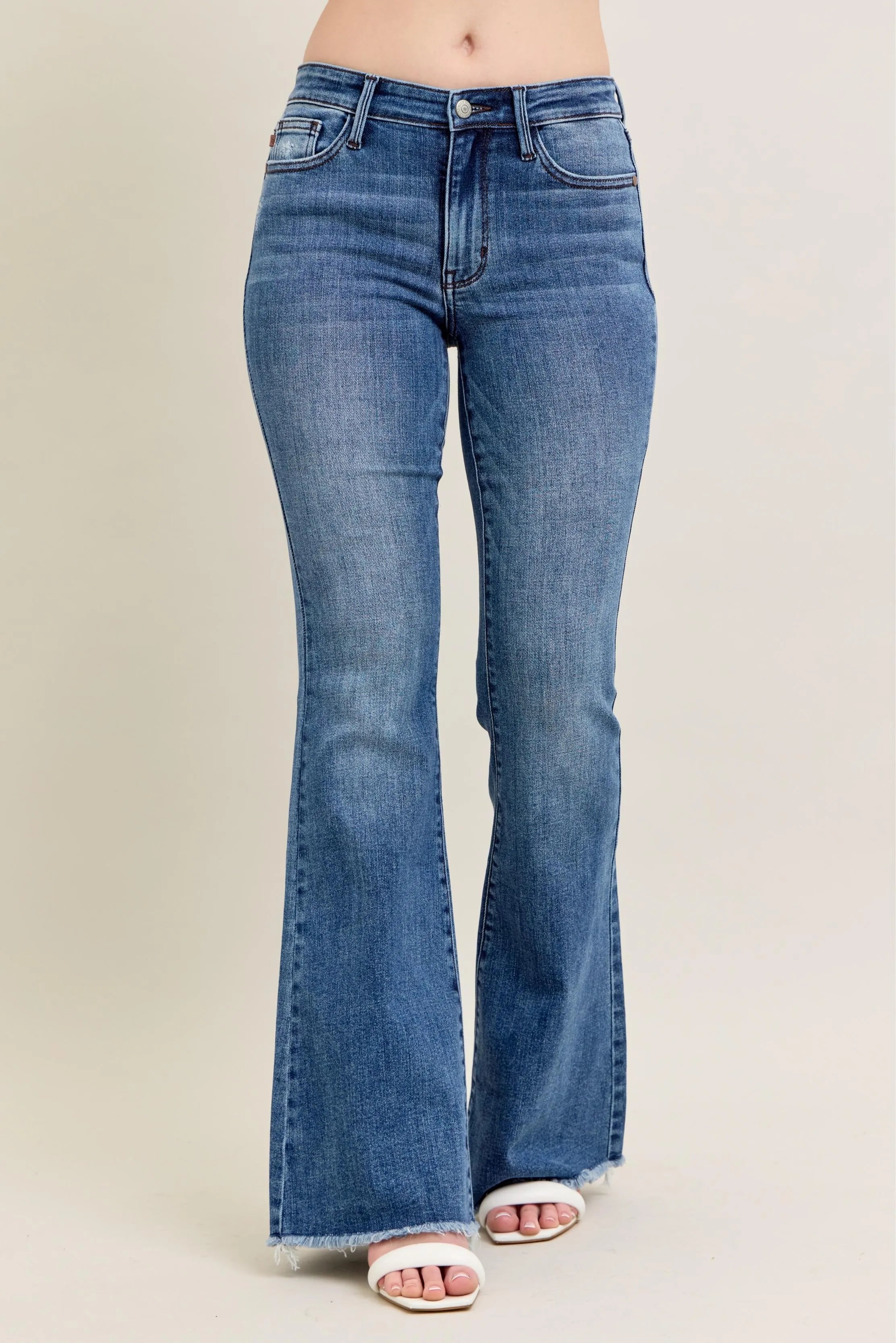 Judy Blue Mid-rise Vintage Wash Flare Jeans W/ Destroyed and Fray Hem MD