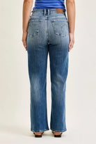 Judy Blue Medium Washed Mid Rise 90s Straight Jeans