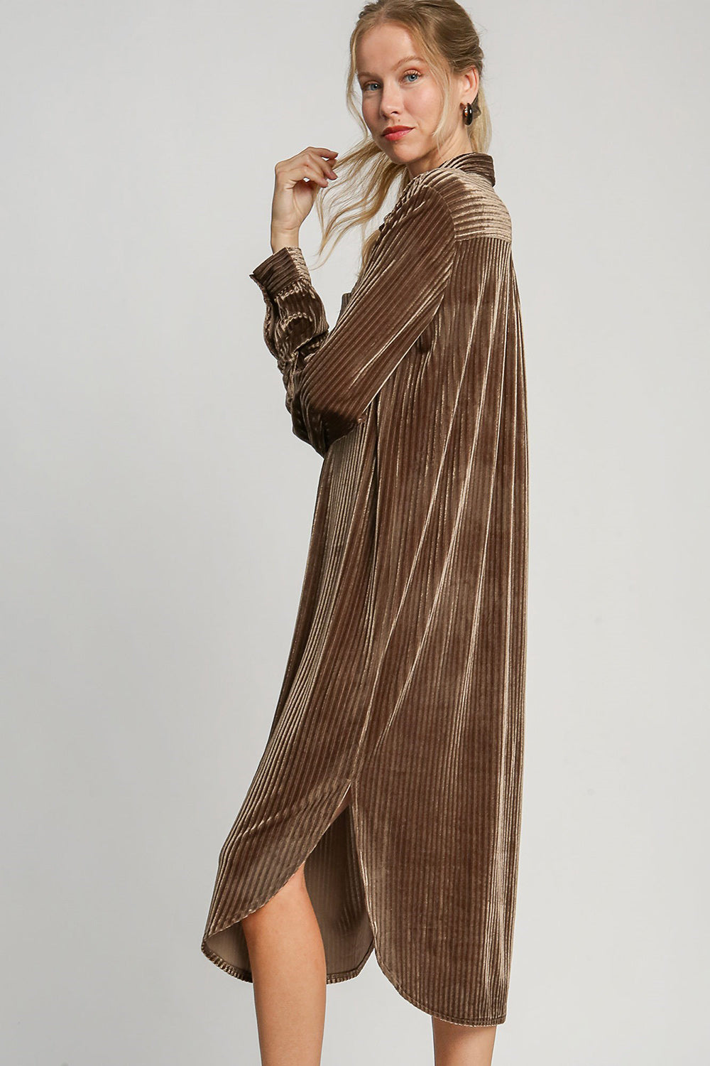 Umgee Textured Curved Hem Button Down Shirt Dress in Brown Dresses