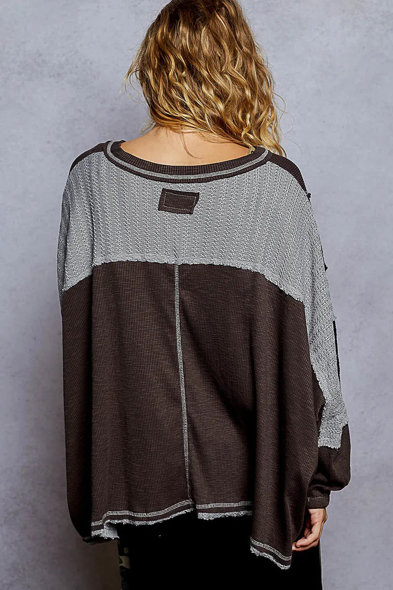 POL Dark Gray High-Low Hem Contrast Stitching V-Neck Top