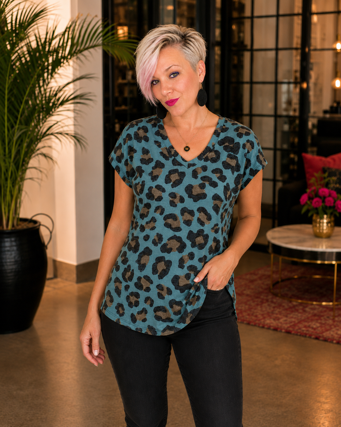 Haptics Wild at Heart Teal Leopard V-Neck Tee L