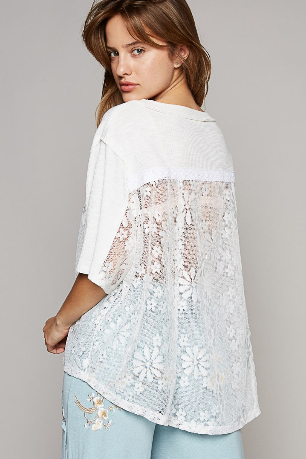 POL Off White Round Neck Short Sleeve Lace Top Trendsi