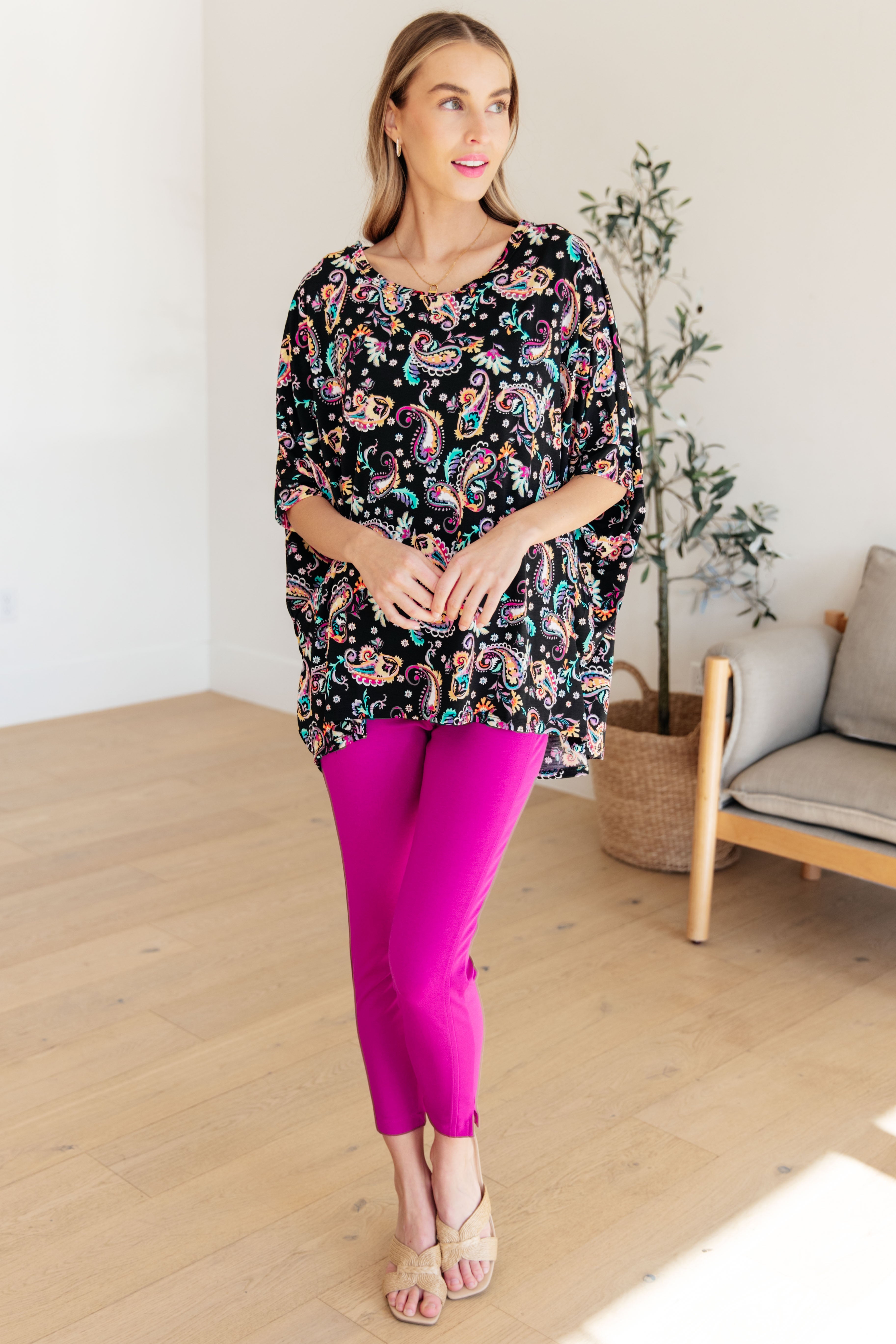 Dear Scarlett Essential Blouse in Black and Pink Paisley Final Sale Monday Markdown 06-10
