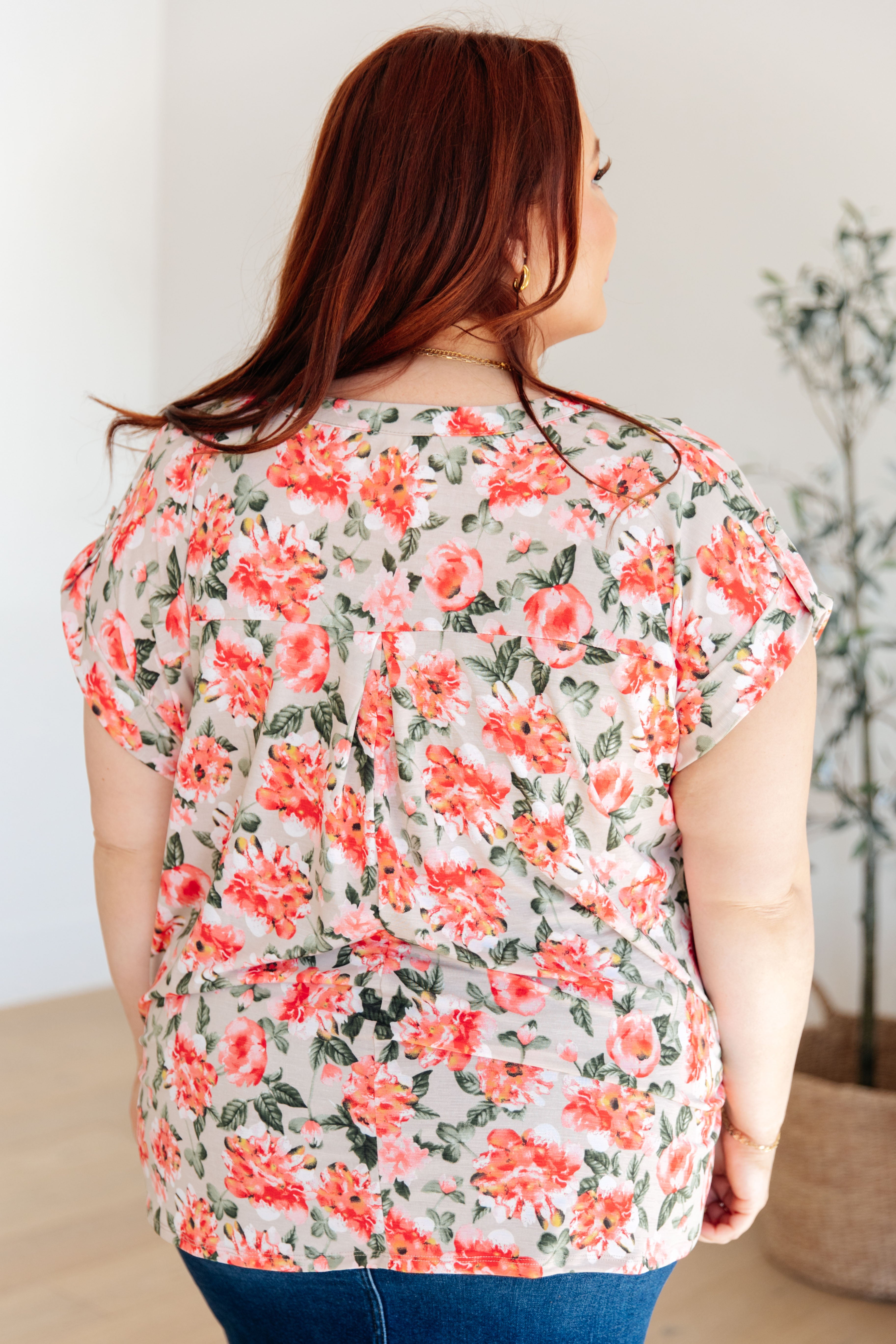 Dear Scarlett Lizzy Cap Sleeve Top in Coral and Beige Floral Final Sale Monday Markdown 06-04